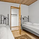Beautiful In With Sauna Feriehus